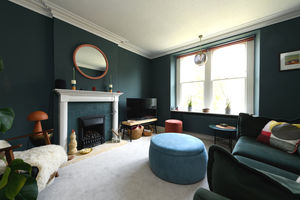 Sitting Room- click for photo gallery